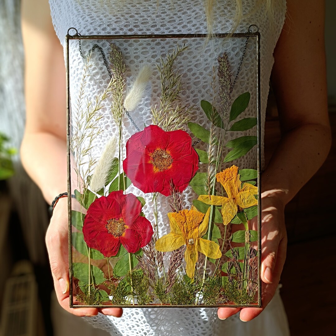 Large Pressed Flower Frame, Real Pressed Botanicals, Wall Decor