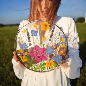 Suncatcher, botanical dried pressed flower frame, hanging wall art, pressed flower art, pressed flower frame