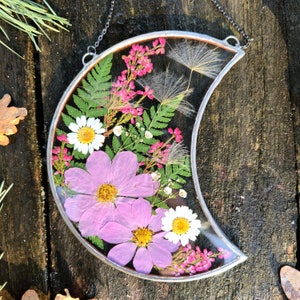 Original pressed flower artwork, stained glass frame, pressed flower frame, pressed plant frame, flower hanging, hanging glass decor