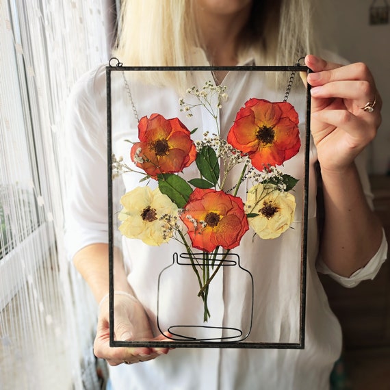 Large Pressed Flower Frame, Wall Decor, Pressed Flower Art, Real Dried  Flowers, Herbarium, 1 Year Anniversary, Dried Flower Bouquet 