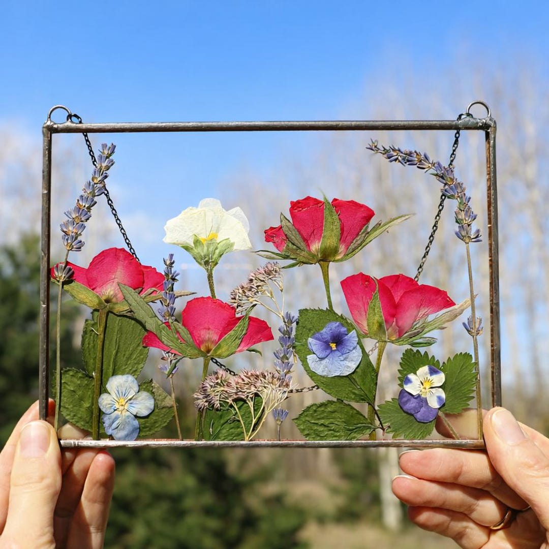 Pressed Flower Frame With Dried Flowers in Glass – Gift for Nature ...