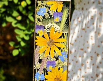 Suncatcher with pressed flowers; dried flower bouquet in stained glass frame