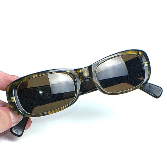 Dolce & Gabbana DG 537S Vintage Sunglasses Gold Accents Made  display picture 1