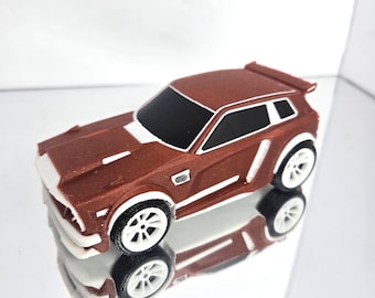 Crimson Sparkle 1/24 Scale Model Car - White Trim - Video Game Rocket Car