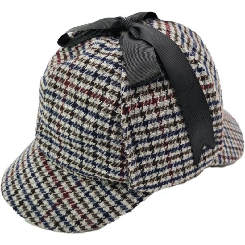 Under the deerstalker : la mystique du pied-de-poule à Sherlock Holmes Checkered Light