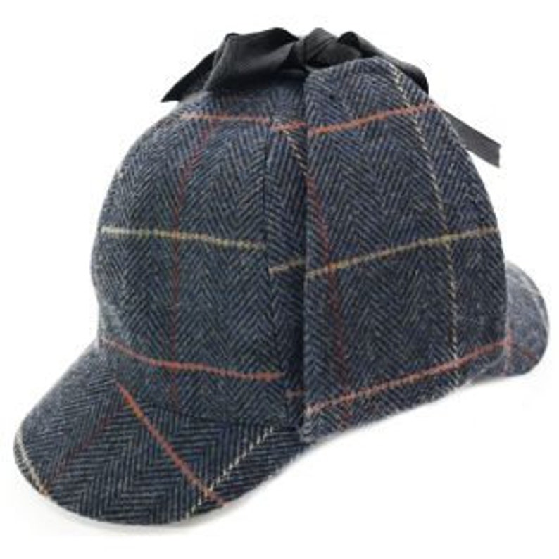 Under the deerstalker : la mystique du pied-de-poule à Sherlock Holmes Light Blue