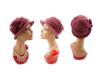 Timeless vintage appeal: women's wool vintage cloche hat - a classic and chic fashion statement