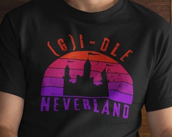 G)I-DLE Neverland Retro Sunset koszulka unisex, koszulka (G)I-DLE, koszulka Neverland, koszulka fanowska (G)I-DLE, koszulka kpop (G)I-dle, prezent kpop