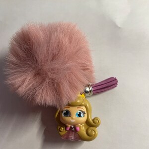 Aurora from Sleeping Beauty Keychain