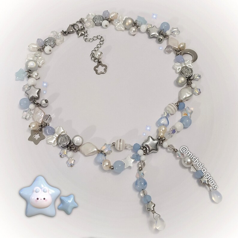 AURORA// handmade beaded Kawaii fairycore cute bow necklace angelcore altgirl stainless steel coquette aesthetic jewelry pastel blue chocker imagen 1