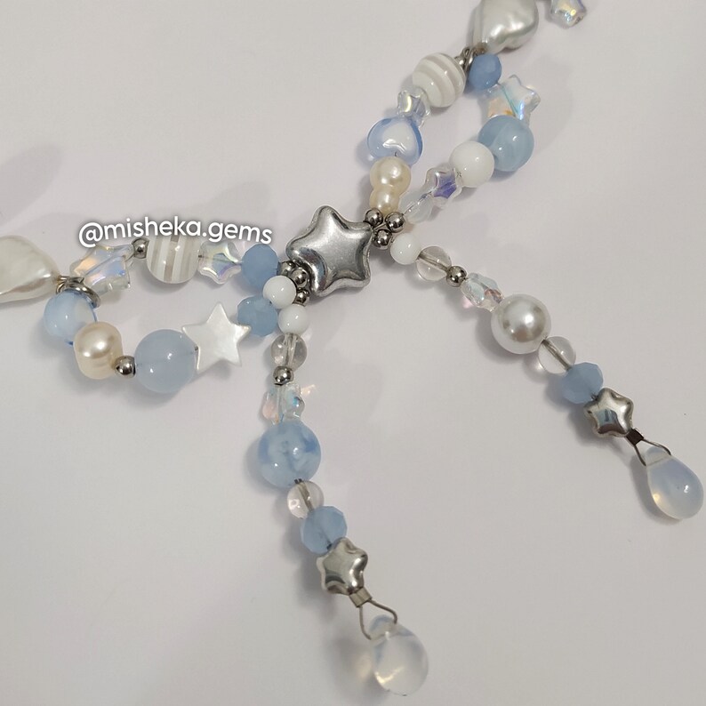 AURORA// handmade beaded Kawaii fairycore cute bow necklace angelcore altgirl stainless steel coquette aesthetic jewelry pastel blue chocker imagen 4
