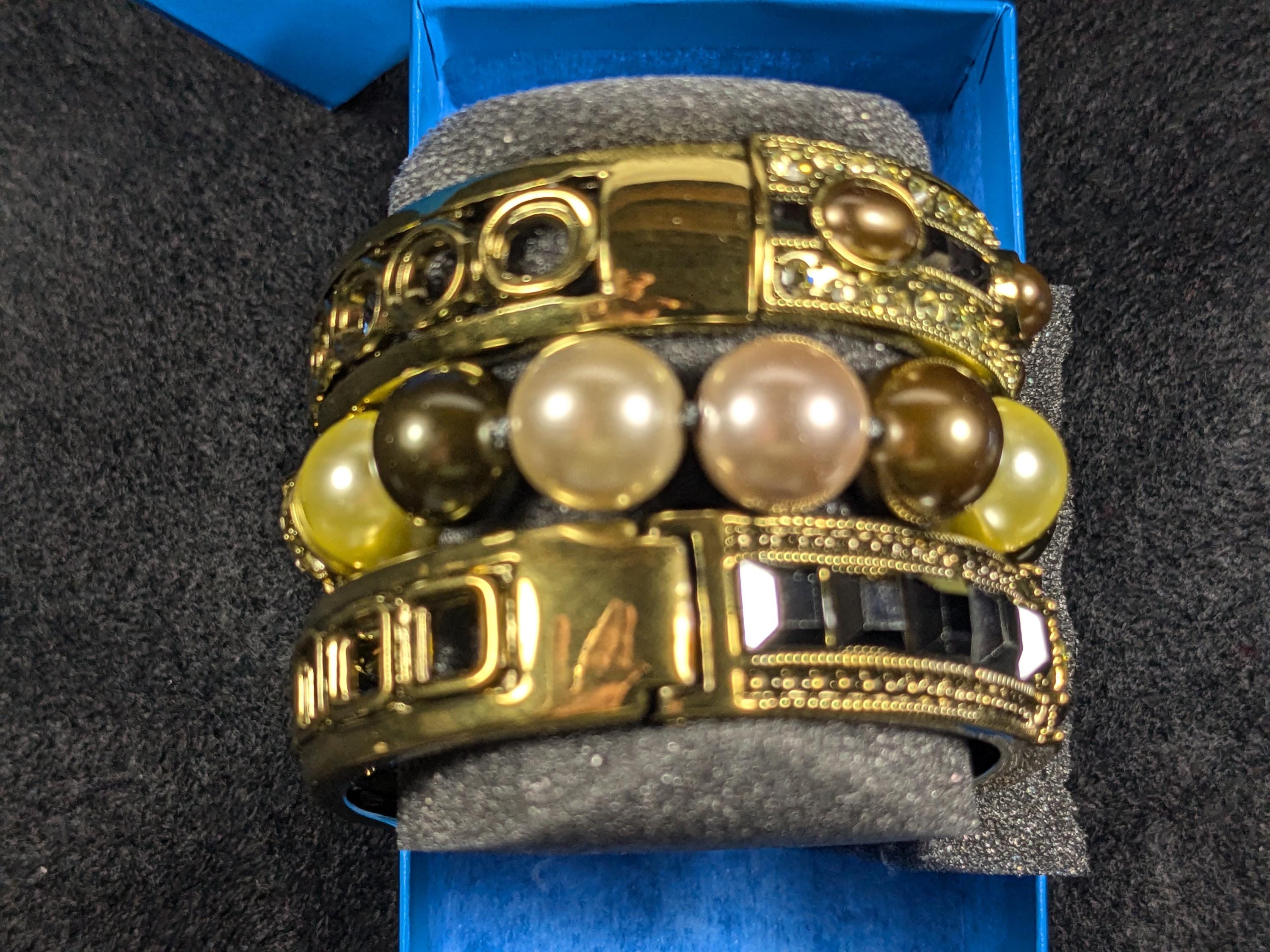 Real Collectibles Jewelry by Adrienne - Etsy display picture 1