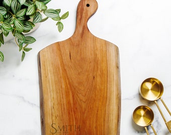 Personalized Wood Serving Board, Monogram Wedding Gift, New Homeowner Gift, Thoughtful Gifts for Friends, Charcuterie Board, Personalized