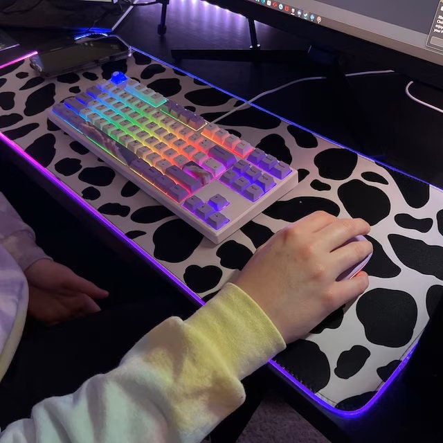 Discover Custom RGB Gaming Mouse Pad, Personalized Gaming  Desk Mat, Customized Gift, Anime LED Light Mouse Pad Mat