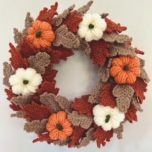 Autumnal Pumpkin Squash Wreath Knitting Pattern