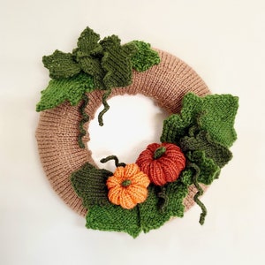 Halloween Pumpkin Wreath Knitting Pattern