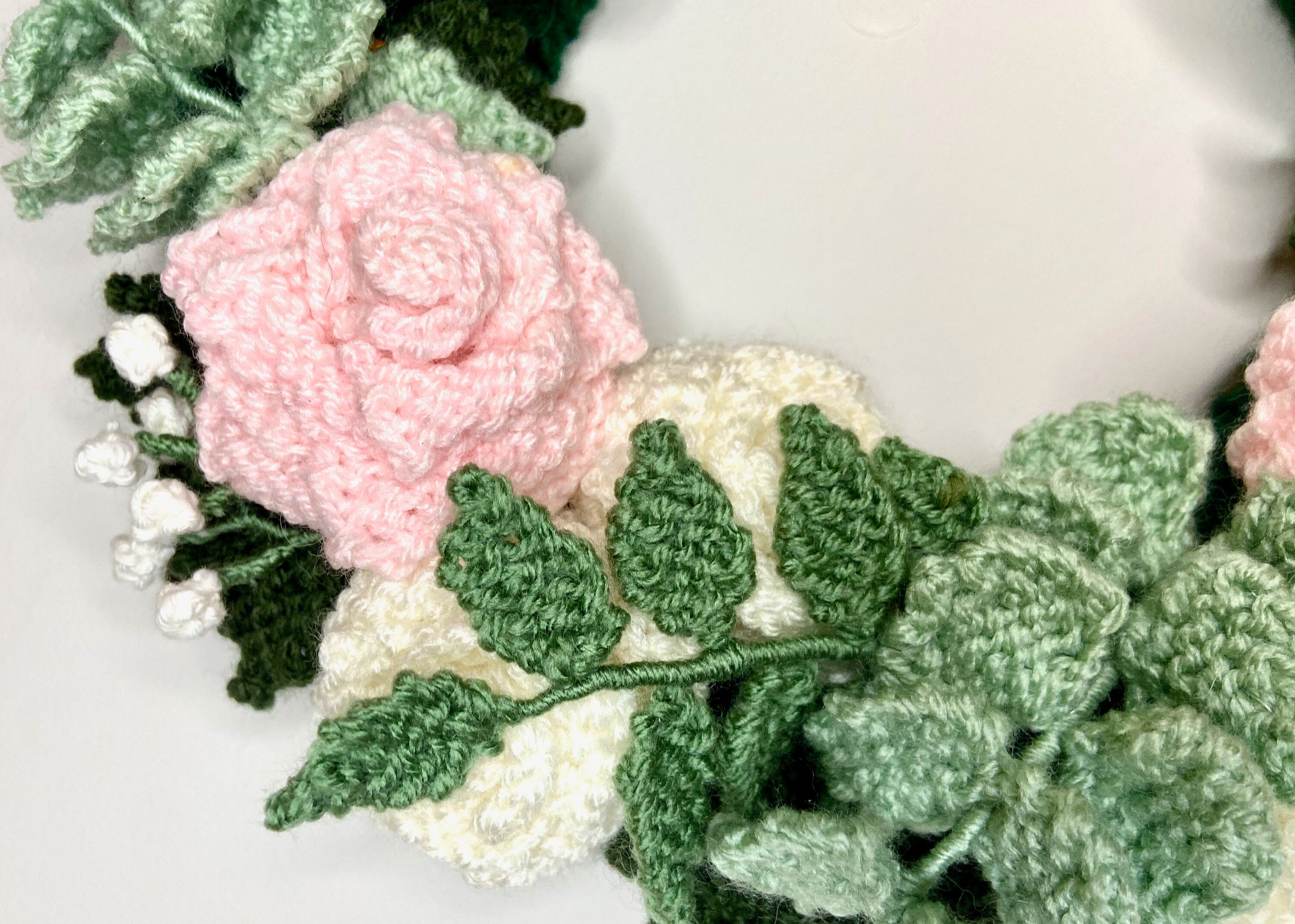 Contemporary Rose Eucalyptus Floral Wreath Knitting Pattern Valentines ...