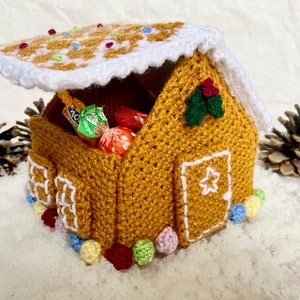 Gingerbread House Christmas Knitting Pattern