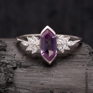 Alexandrite Hexagon Ring: 925 Sterling Silver Color Changing Gemstone