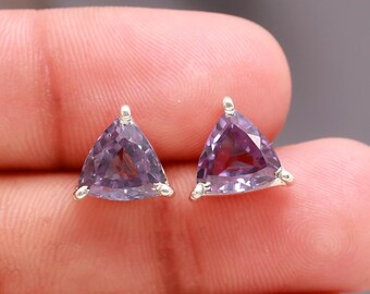Pendientes de botón trillón de alejandrita que cambia de color, plata de ley 925, joyería ligera de color púrpura.