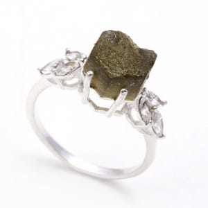 Green Moldavite Hexagon Shape Ring, 925 Sterling Silver Jewelry, Meteorite Moldavite Unique Ring, Genuine Czech Republic Moldavite Raw Ring