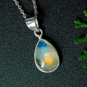 Natural Moonstone Pear Shape Pendant, 925 Sterling Silver Handmade Necklace, Boho Vintage pendant, Chain Necklace, Birthday Gift For Lovers