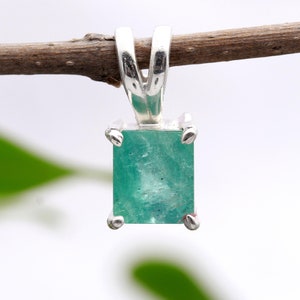 Natürlicher Smaragd Achteck Anhänger, 925 Sterling Silber Handgemachte Halskette