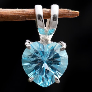Colgante de topacio azul cielo natural en forma de corazón, joyería artesanal de plata de ley 925, colgante vintage, collar llamativo, regalo de cumpleaños para ella.
