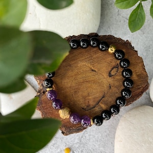 Natural Amethyst and Black Onyx Beaded Bracelet – Healing Crystal Jewelry for Protection and Balance