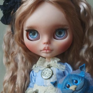 Blythe doll Alice natural hair and Cheshire cat (shipping after 22July)