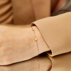 Star Bracelet with Cubic Zirconia, Star Motif, CZ Stone Charm, Star Jewelry, Dainty Charm, Small Charm, Star, Dainty Bracelet, Gold Star
