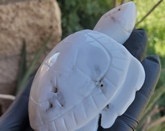 White Agate Sea Turtle, Crystal Carving 236g