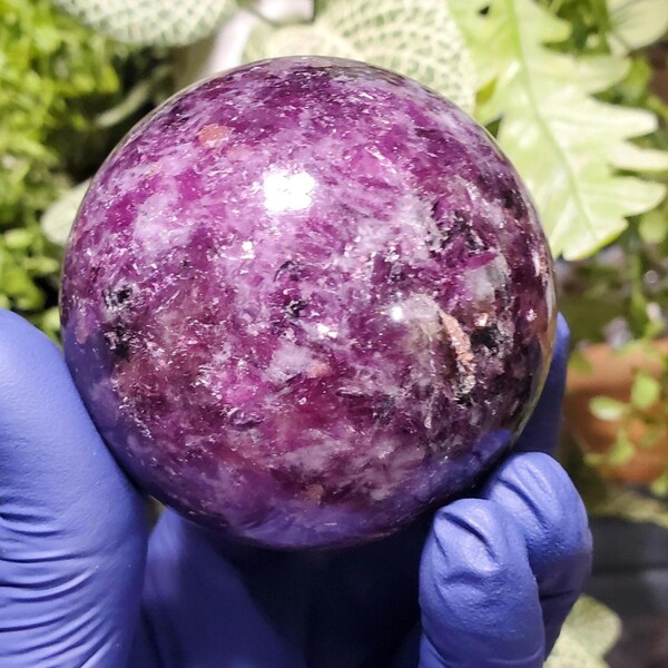 Esfera de mica morada de 60,4 mm, orbe de lepidolita, bola de cristal súper hermosa de 320 g