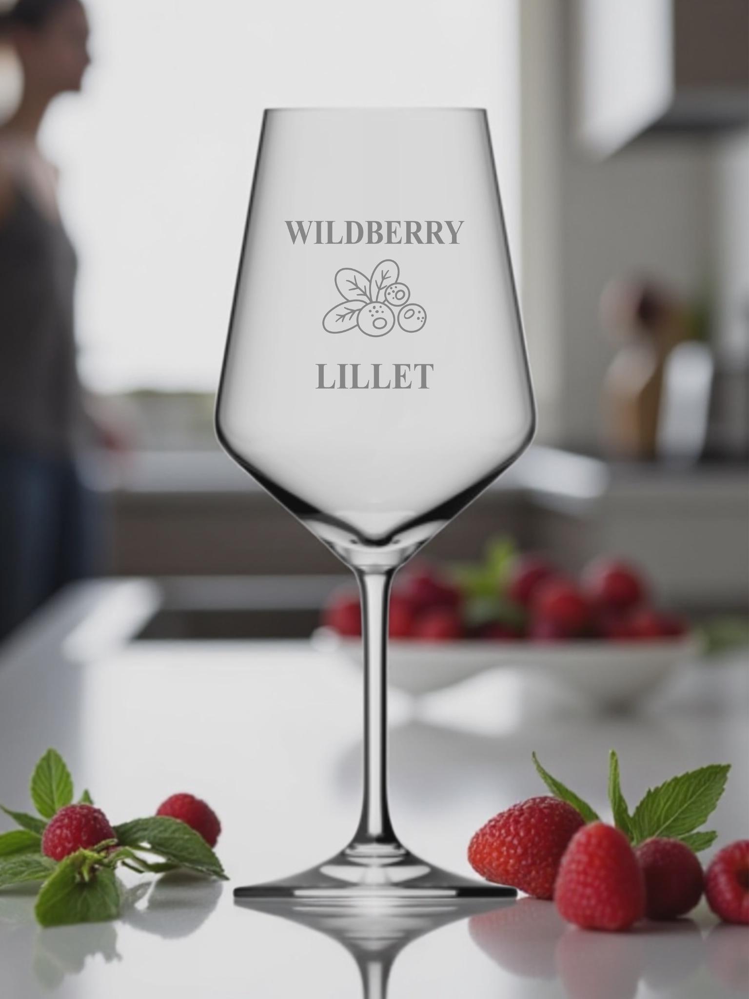 Lillet glas graviert