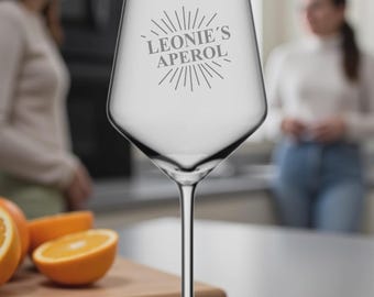 Aperol Glas mit Gravur – Personalisiertes Spritzglas – Geschenk für Aperol-Liebhaber – Sommerglas mit Name – Cocktailglas individuell