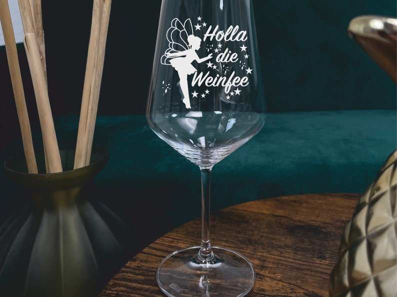 Wine glass with engraving, Holla the wine fairy, engraved wine glass, wine gift, gift for wine lovers, wine glass Holla the wine fairy, wine fairy image 2