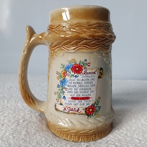 Bierkrug der 1980er Jahre, Keramikkrug, Biergeschenke, Steinzeugkrug, Steinzeug, Vintage, Bierkrug, Keramikkrug, Retrokrug, Keramikgeschirr.