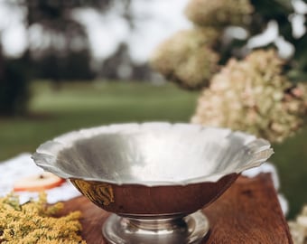 Vintage JW Robinson Co. Scalloped Pedestal Bowl