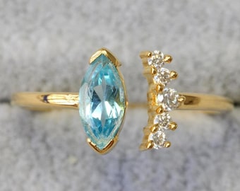 Blue Topaz and Moissanite Birthstone Ring / 14K Gold Sky Blue Topaz and Diamond Gift for Her / December Birthstone Ring/ Engagement ring