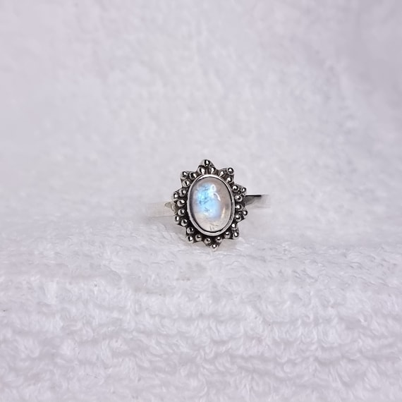 Moonstone Ring, Dainty Sterling silver Ring, Cute stackable Rings, Handcrafted Moonstone jewelry, Rainbow flash AAA grade moonstone Ring