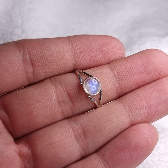 Natural Rainbow Moonstone Ring, 925 Sterling Silver Ring, Handmade, Gift For Fiance, Engagement Gift, Gemstone Jewelry, Dainty Ring