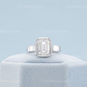 2,23 kt ringset verlovingsring, smaragd geslepen moissaniet ring, stapelring, 14 kt massief goud
