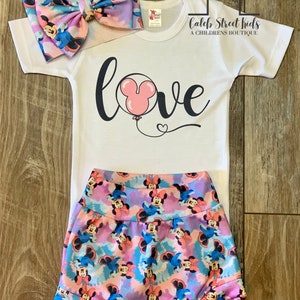 Love Disney Minnie Tie Dye Disney Magic Kingdom Baby or Toddler Set / Baby Bummies Biker Shorts / Magic Outfit
