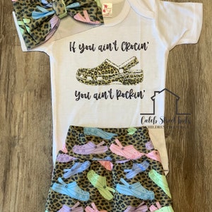 Leopard Crocs Summer Baby or Toddler Set / Baby Bummies Biker Shorts / Magic Outfit