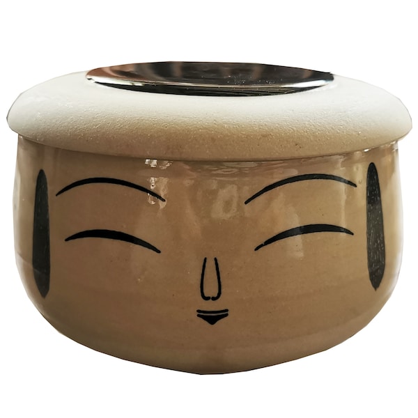 Boite kokeshi ceramique ou bol à thé avec couvercle, décoré d'un visage de poupée japonaise Kokeshi!