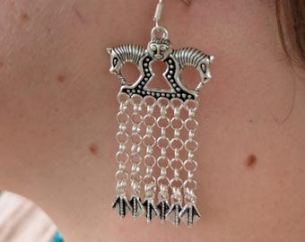 Pendientes de plata Ladoga | Réplica de colgante de sonajero de caballo vikingo - Joyería nórdica, regalo de Navidad para ella