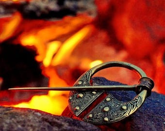 Broche Ballyspellan | Réplica de broche de anillo vikingo de bronce, broche de capa penanular celta irlandés - Regalo nórdico