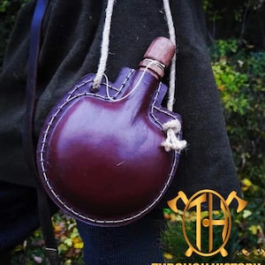 Leather Pouch Dublin | Eco-Friendly & Unique Design - Perfect Gift for Adventurers