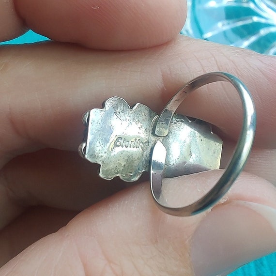Native American Sterling Silver and MOP Ring - image 6