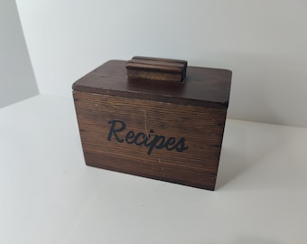 Vintage Cottage Core Recipe Box